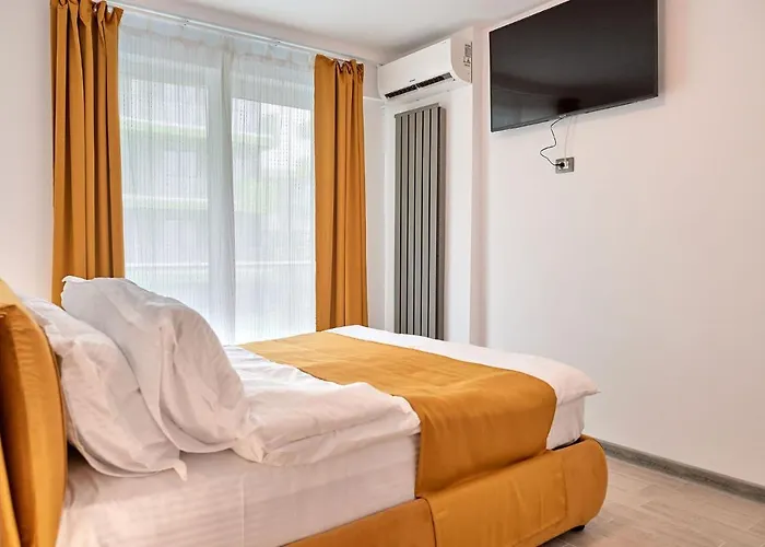 Opal Luxury 92 N Pool דירה *