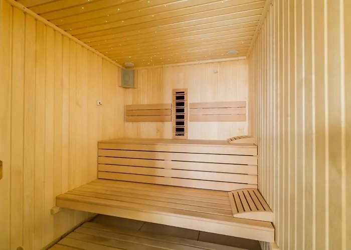 Opal Luxury 92 N Pool