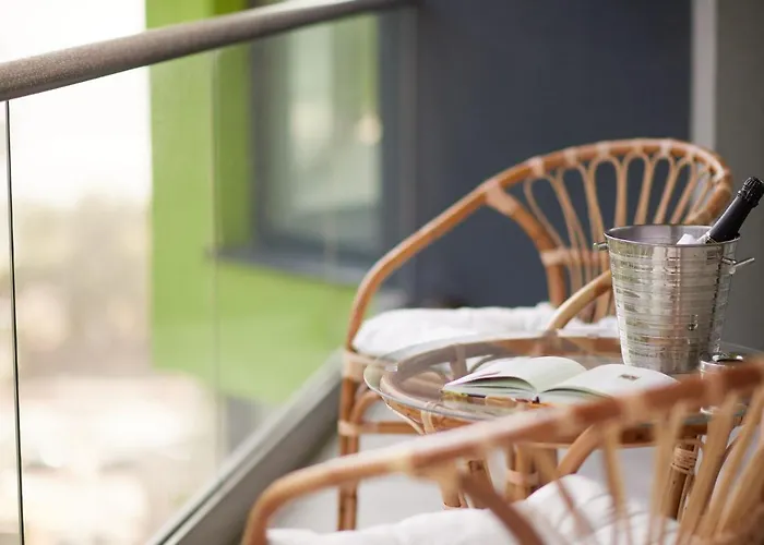 Opal Luxury 92 N Pool דירה